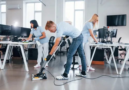 Experienced janitorial staff in Chicago